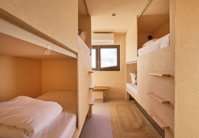 turismo hosteaBunk Bedl santa cruz portugal